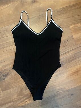 Woman’s Swim Suit - NEW